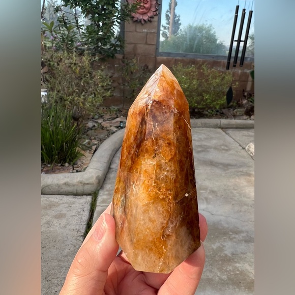 Golden Healer Crystal Tower - Picture 9 of 12